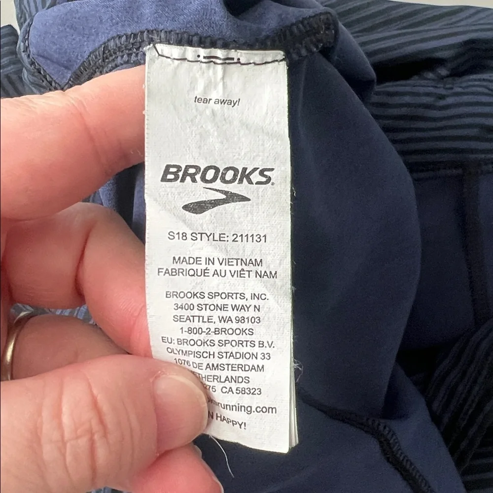 Brooks Running/Athletic Striped Short Blue/Black Size Large
